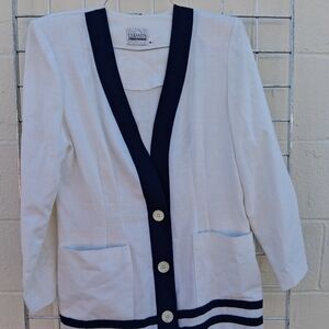 Leslie Fay White and Navy Blazer